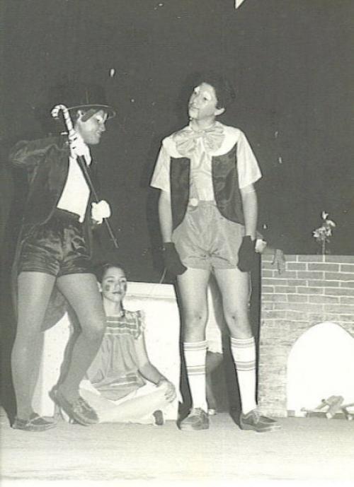 MM playing Pinocho in his High School Theater